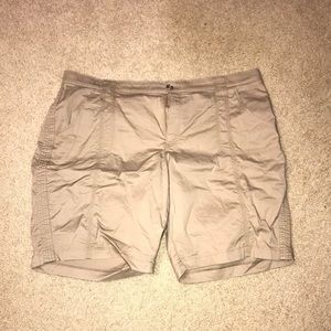 Women's khaki shorts